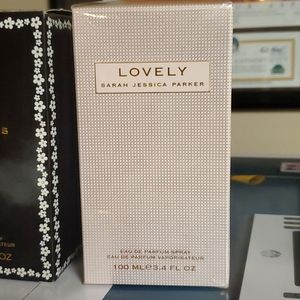 LOVELY Perfume by Sarah Jessica Parker